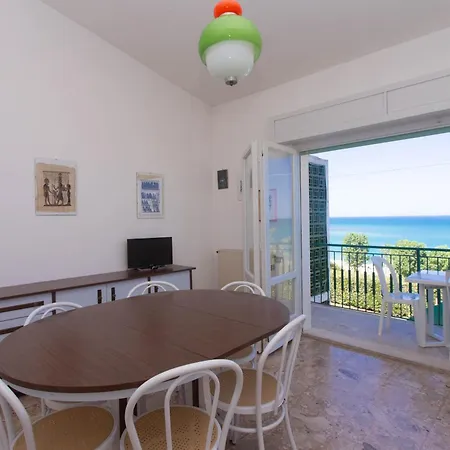 Trilocale Vista Mare A Numana